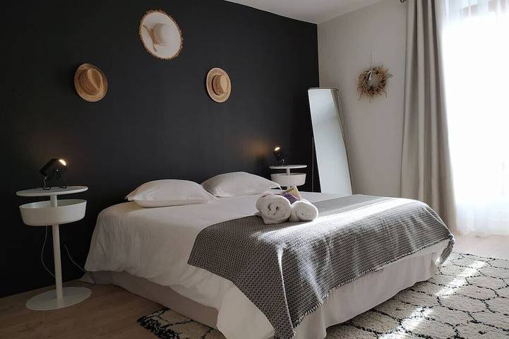 Location de vacances pour 4 personnes, avec jardin à Vernègues