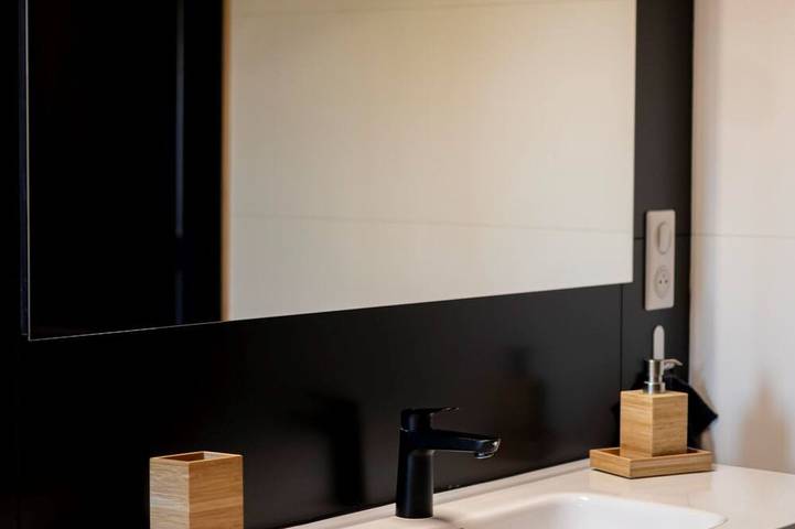 Location de vacances pour 8 personnes, avec jardin et terrasse à Solignac-sur-Loire - 3