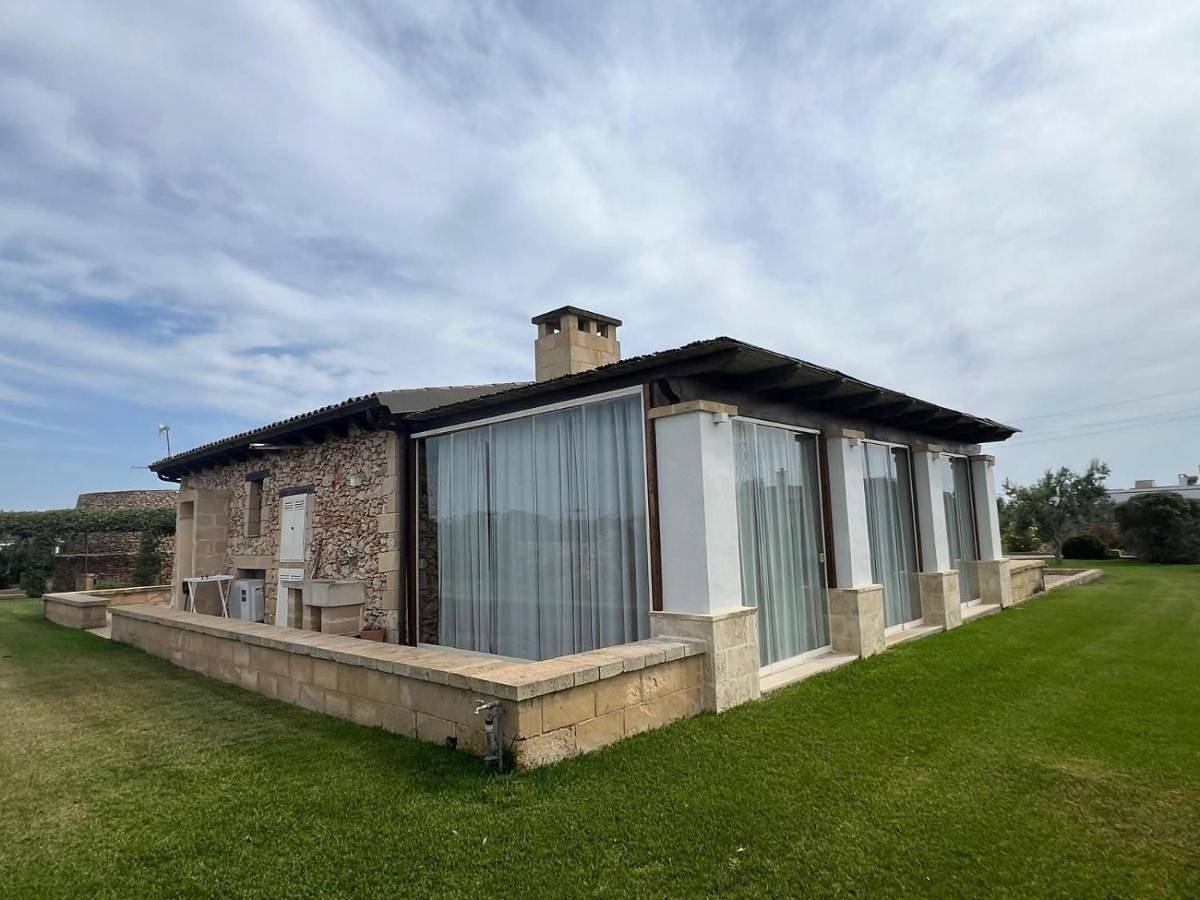Villa Mary con idromassaggio e uso area piscina in Alezio, Golfo di Taranto