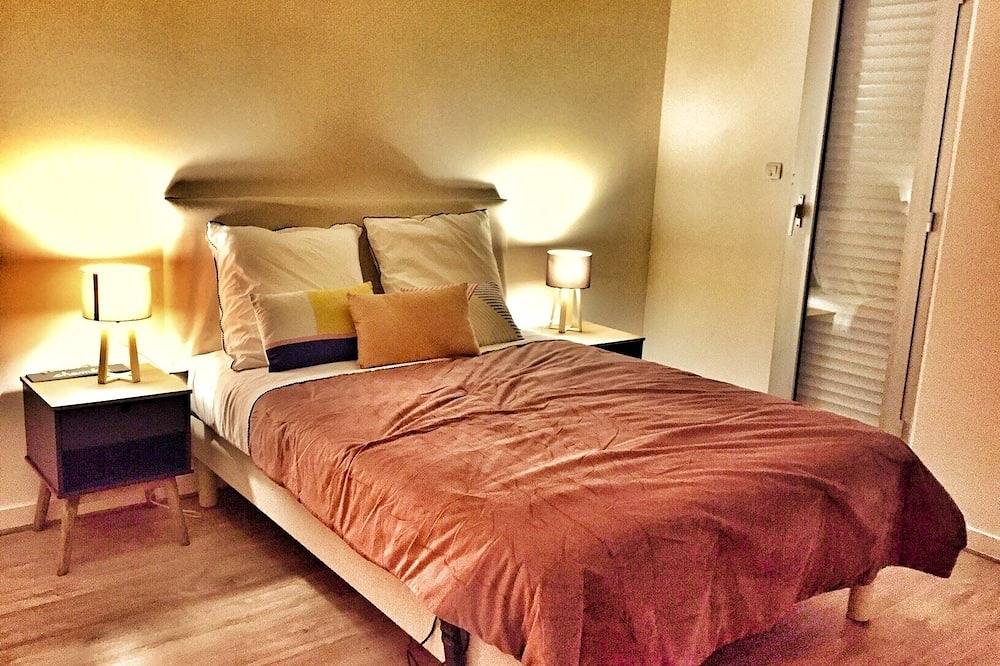 Sainte-Marine, casa soleada junto al mar in Combrit, Côte de Cornouaille