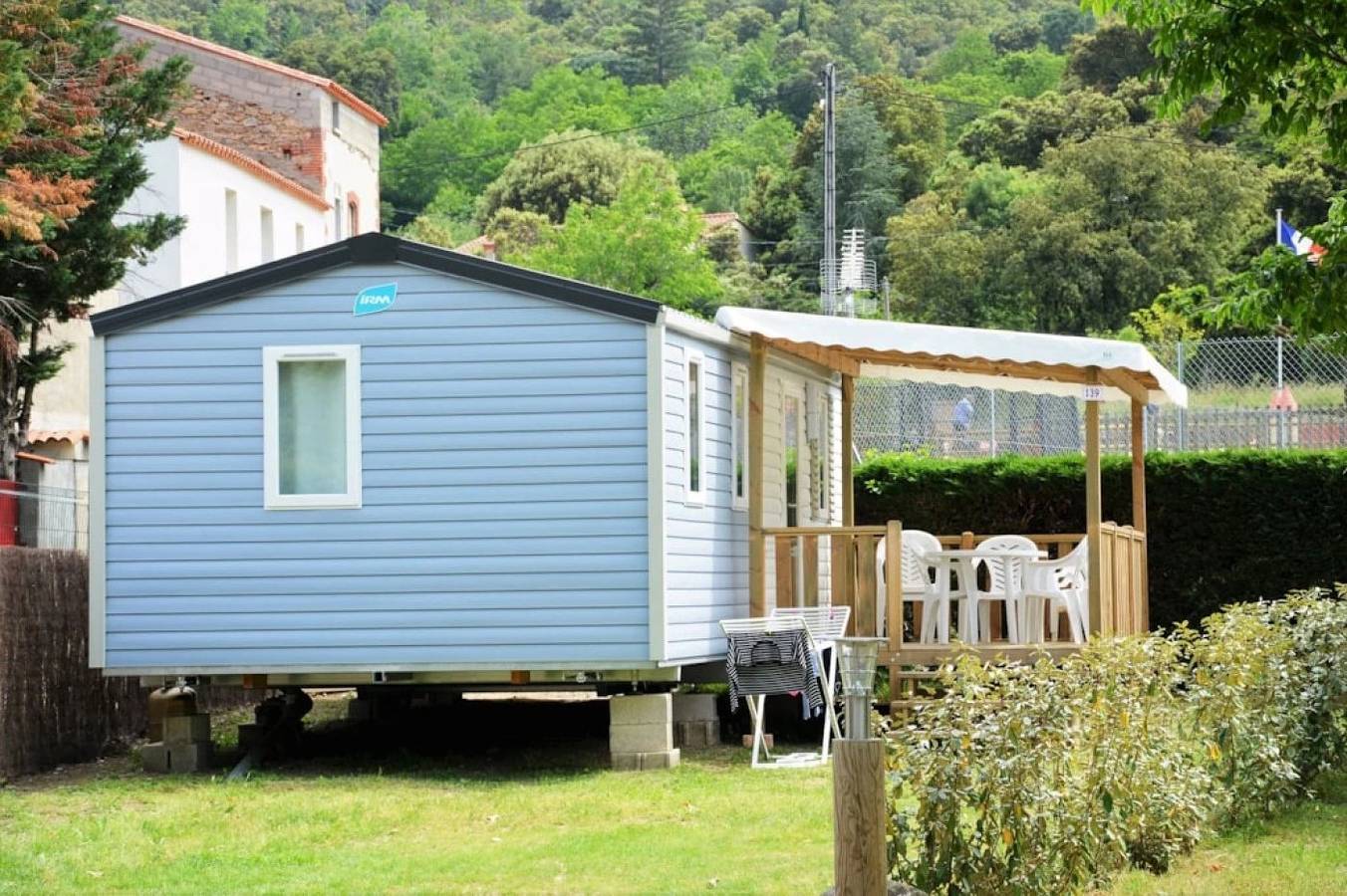 Zecamping 3 étoiles familial piscine chauffée mobil-home Tv clim 30m2 in Arles-sur-Tech, Région de Céret