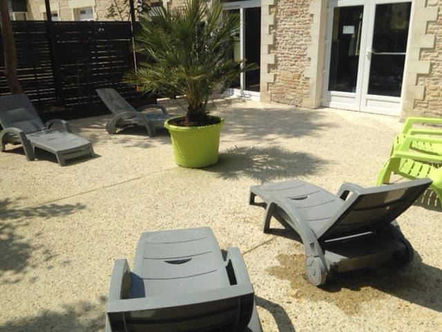 Hôtel pour 3 personnes, avec vue et terrasse ainsi que jardin et piscine à Bernières-sur-Mer - 4