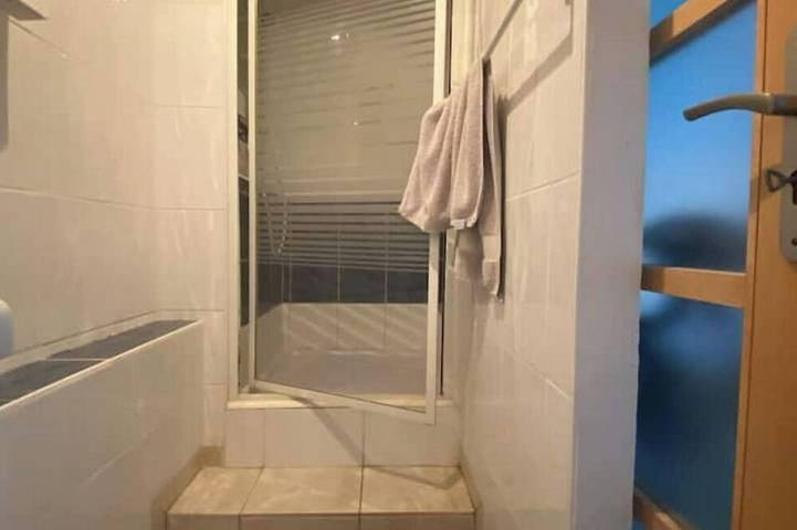 Location de vacances pour 12 personnes, avec jacuzzi et jardin, animaux acceptés à MUS - 4