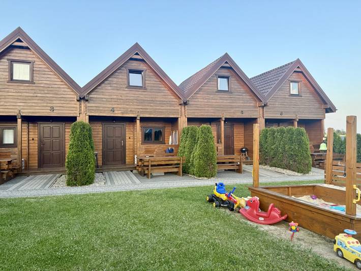 Ferienhaus für 6 Personen, mit Terrasse und Pool, kinderfreundlich - 1