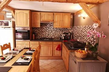 Location de vacances pour 4 personnes, avec jardin, animaux acceptés dans Fontpédrouse