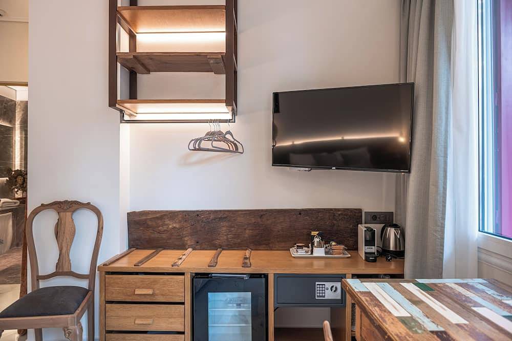 Silo Luxury Rooms Nafplio in Nauplion, Argolis