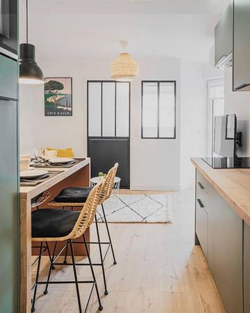 Gîte pour 4 personnes, avec jardin et piscine dans Office De Tourisme Cannes La Bocca