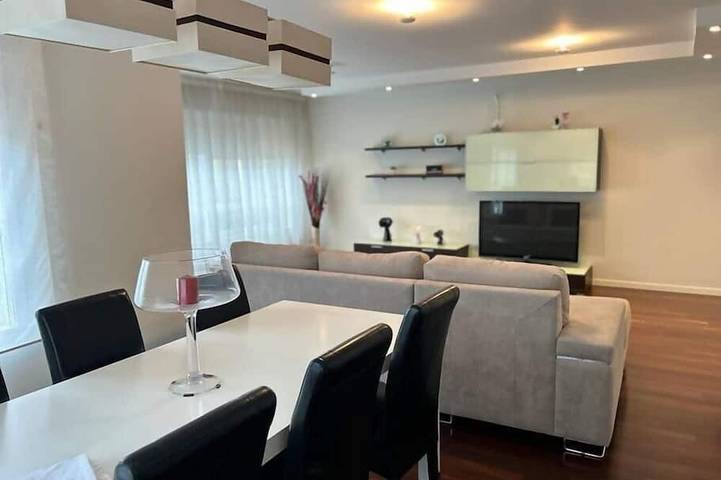 Ferienhaus für 8 Personen, mit Garten - 1