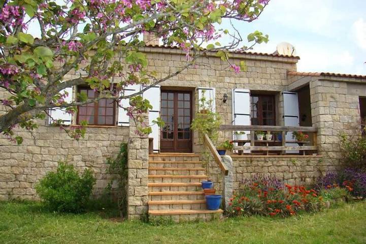 Villa for 6 people, with garden - 1