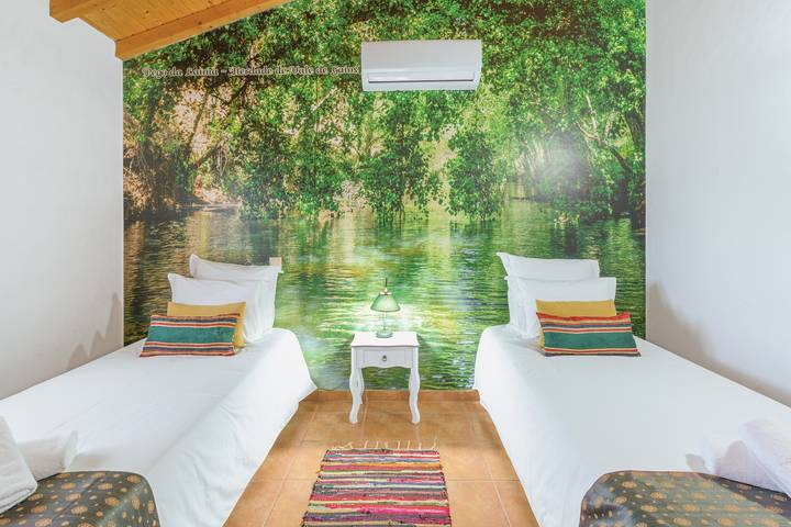 Hel lägenhet, Holiday Home 'Clarinha' with Mountain View, Wi-Fi and Air Conditioning in São Luís, Costa Alentejana