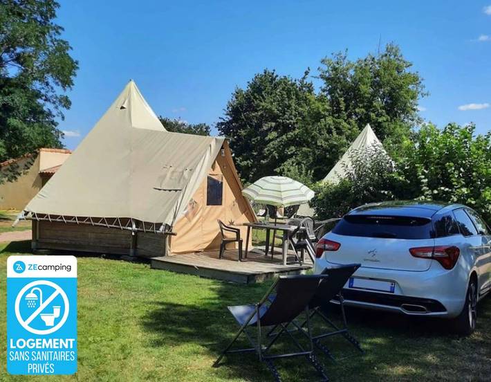 Tente pour 4 personnes, avec bassin pour enfant dans les Deux-Sèvres
