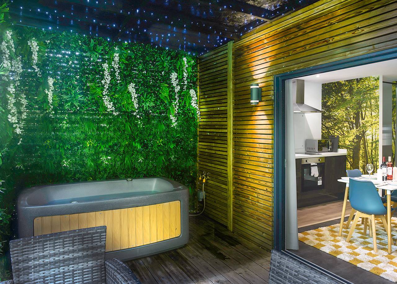 Floating Lodge in Longleat Forest, Wiltshire