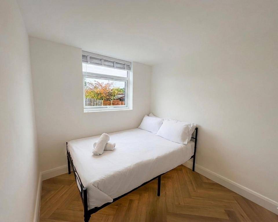 Ganze Wohnung, Gladeside Luxe Retreat mit drei Betten in Croydon, London