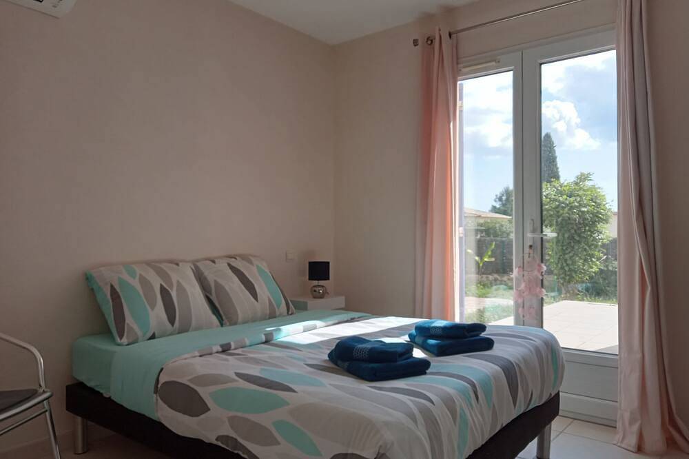 Villa Jillo in Collias, Nimes region