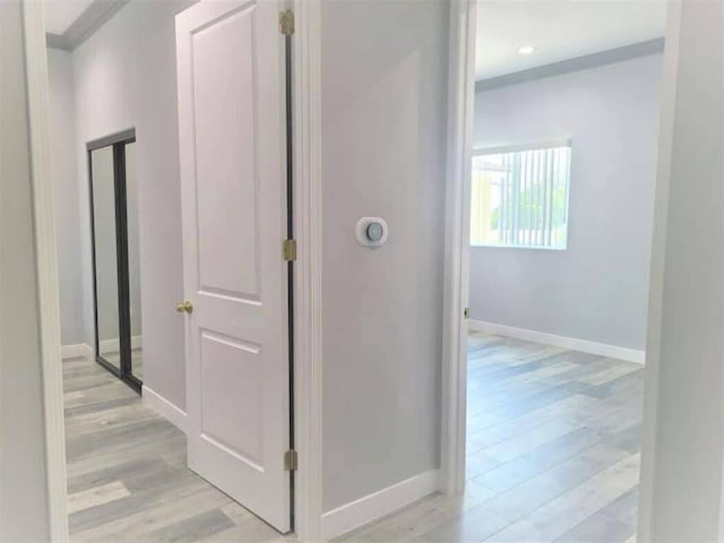 High Ceiling*2-levels Home*5 miles to Disneyland in Garden Grove, Orange County