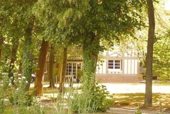 Gîte pour 5 personnes, avec sauna ainsi que jardin et jacuzzi à Saint-Aubin-sur-Mer (Seine-Maritime)