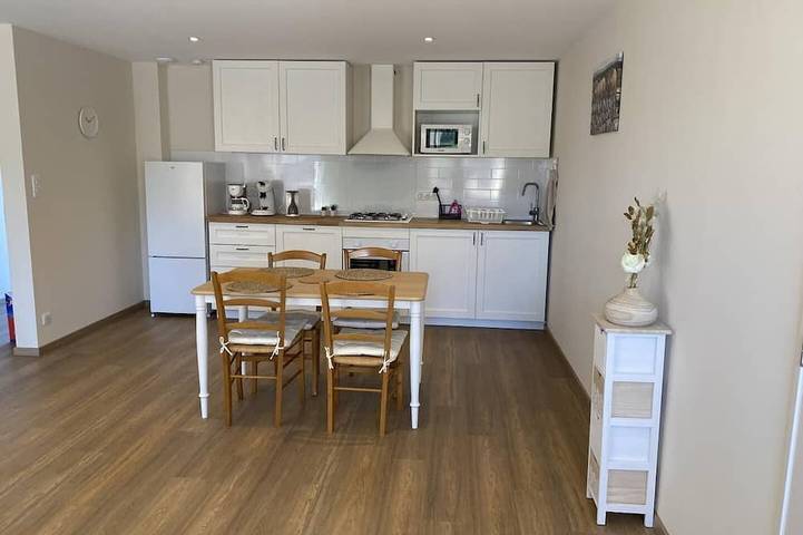 Location de vacances pour 2 personnes, avec Jardin dans La Chaldette
