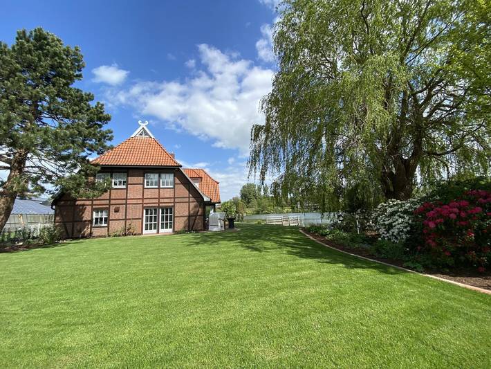 Ferienhaus für 2 Personen, mit Balkon und Terrasse sowie Garten und Seeblick in Hamburg Umland - 3