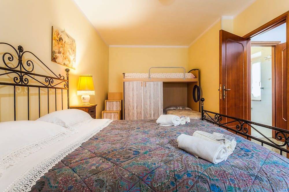 Casa indipendente per famiglia nel verde dei boschi Abruzzesi in Canistro, Provincia di L'Aquila