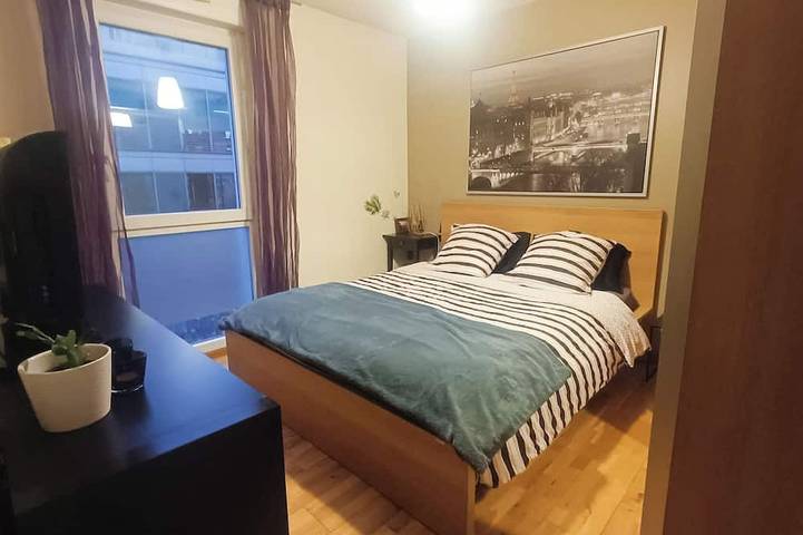 Ganze Wohnung, In der Nähe von Paris / Voll eingerichtete Familie Apartment (3 Schlafzimmer + 2 Badezimmer) in Saint-Denis, Seine-Saint-Denis