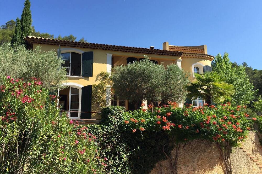 Casa vacanza a Var a partire da 389€ a notte