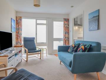 Glamping for 4 People in Fairbourne, Gwynedd, Photo 2