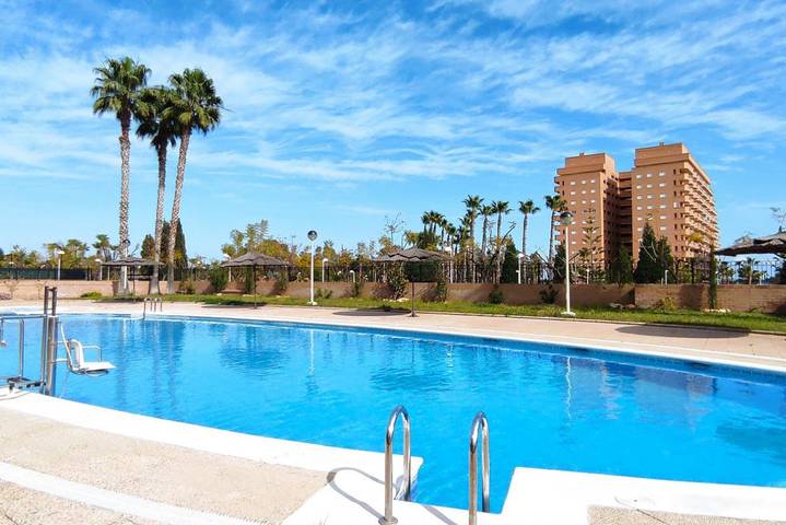 Apartamento de vacaciones para 6 personas, con piscina y balcón/terraza - 1