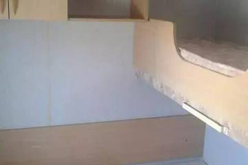 Camping pour 4 Personnes dans Castelnau-de-Montmiral, Massif central, Photo 2