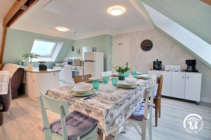 Gîte pour 6 personnes, avec terrasse, animaux acceptés