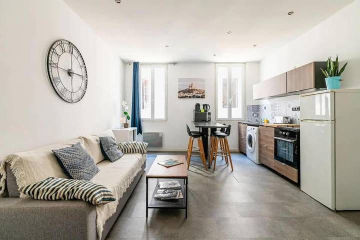 Gîte pour 2 personnes dans Basilique De Sainte Marie Majeure La Major Marseille