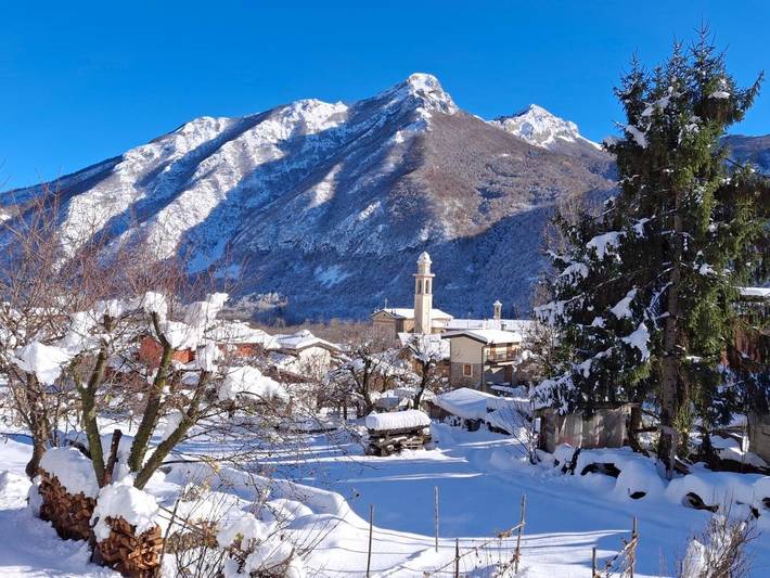 Gîte pour 4 personnes, avec Terrasse ainsi que Jardin et Vue à Valdieri