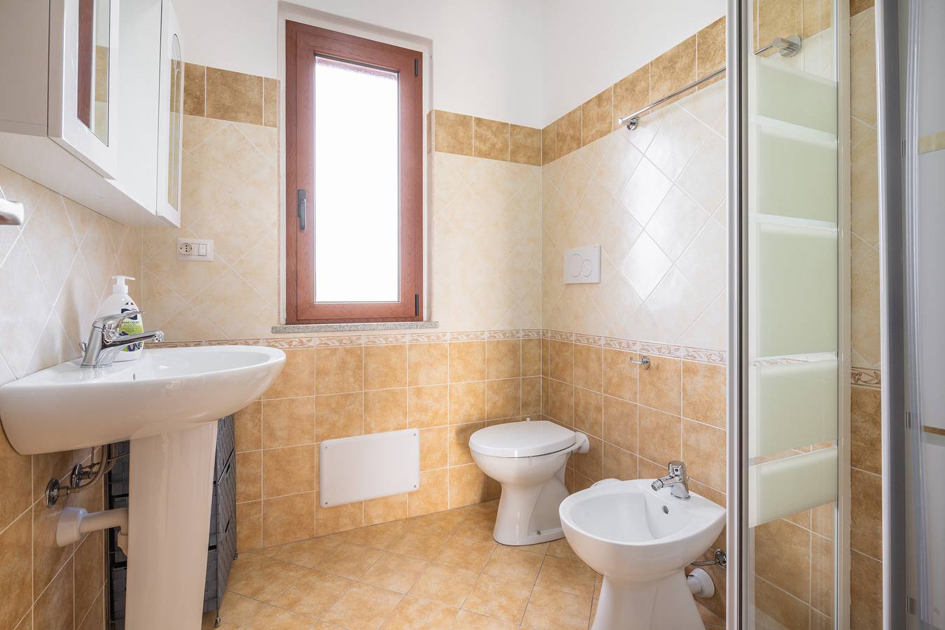 Entire apartment, Holiday Apartment "Is Lais 2" with Sea View, Shared Garden & Wi-Fi in Is Lais, Masainas