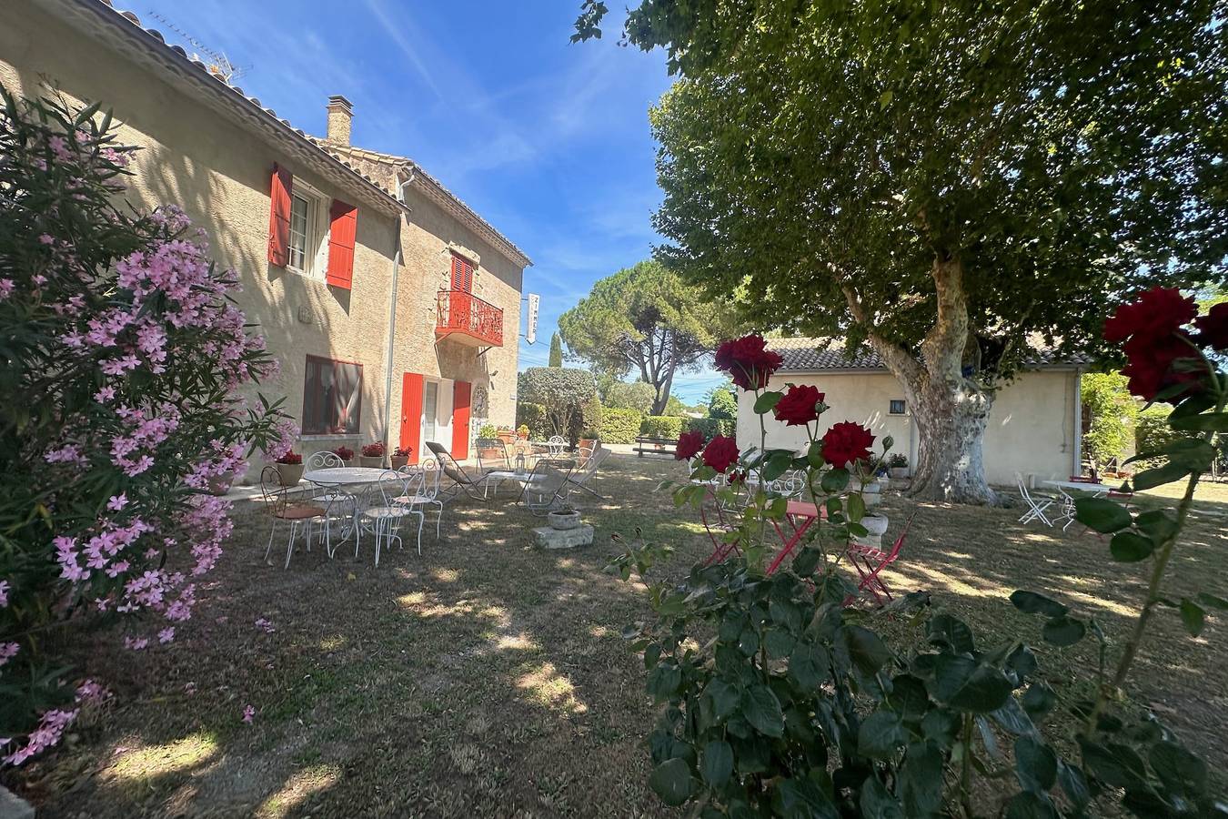 Ganze Wohnung, Gîte de la Cave – Charme provençal avec jardin à Aigues-Mortes in Aigues-Mortes, Côte d'Améthyste