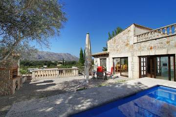 Finca in Pollença Stadt, Pollença für 8 