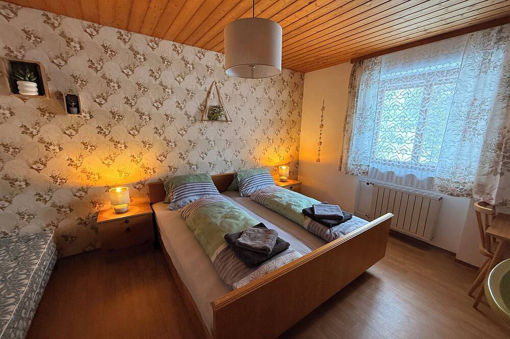 Ganze Wohnung, Gemütliches 6-Personen-Ferienapartment im Pitztal, ruhig und naturnah in Jerzens, Bezirk Imst