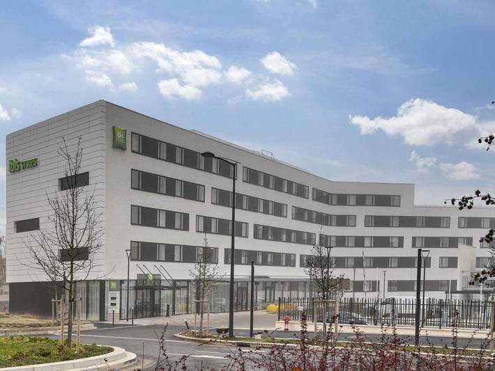 Hôtel pour 3 personnes, avec terrasse, animaux acceptés dans Aeroport Paris - Orly - 3