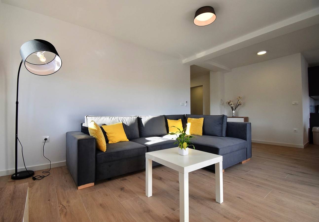 Ganze Wohnung, Spacious new holiday apartment / A4 *** in Stinjan, Südküste Istrien