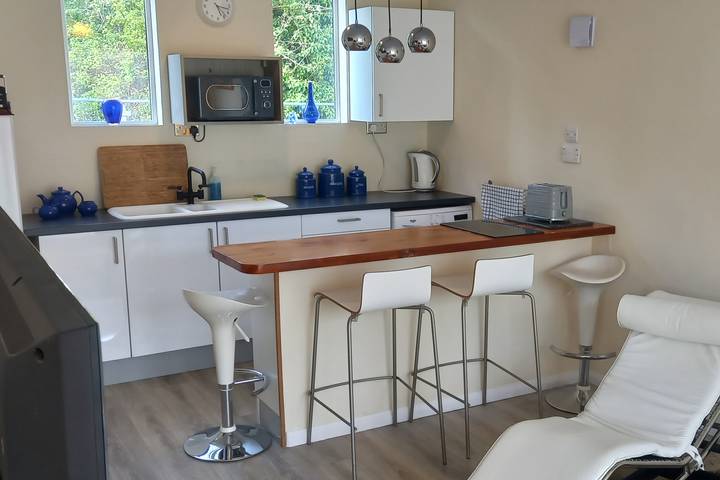 Cottage for 2 people, with Hot tub and Terrace as well as Garden in Kent