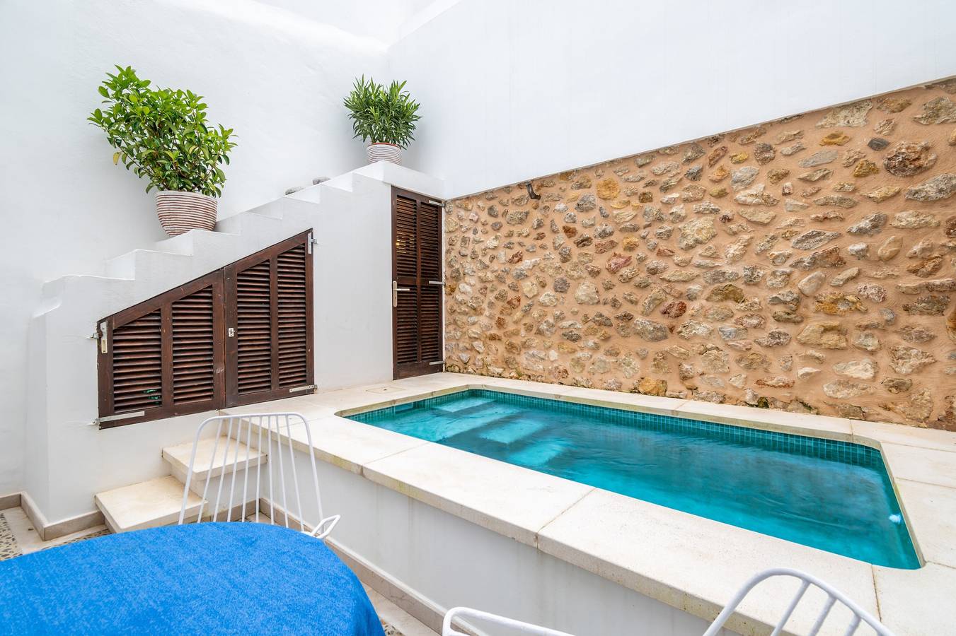 Ferienhaus 'La Roca' mit Bergblick, Wi-Fi und Klimaanlage in Pollença Stadt, Pollença
