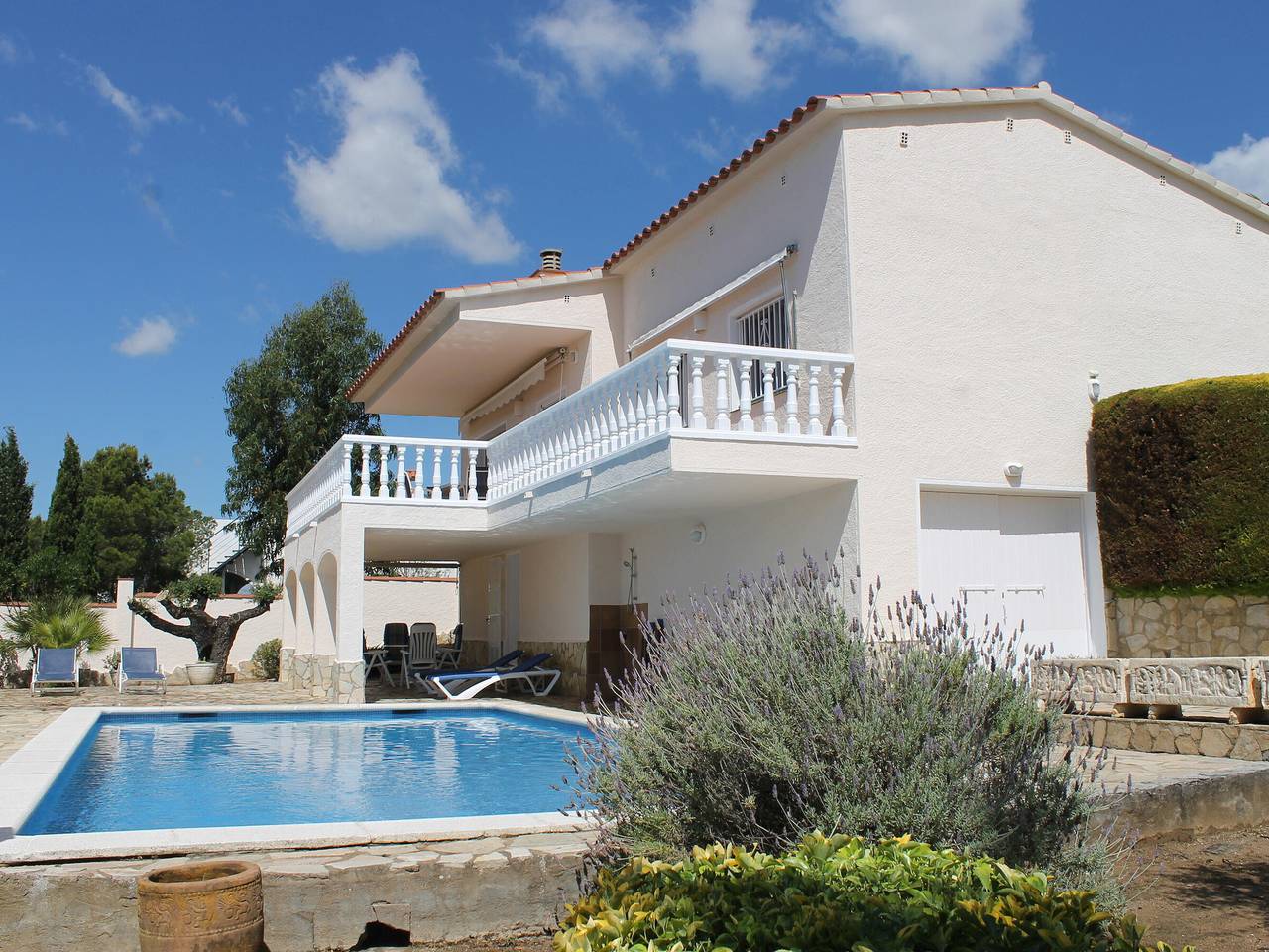 Alquiler de casa con piscina y vistas, max.7 personas, Roses in El Mas Fumats, Roses