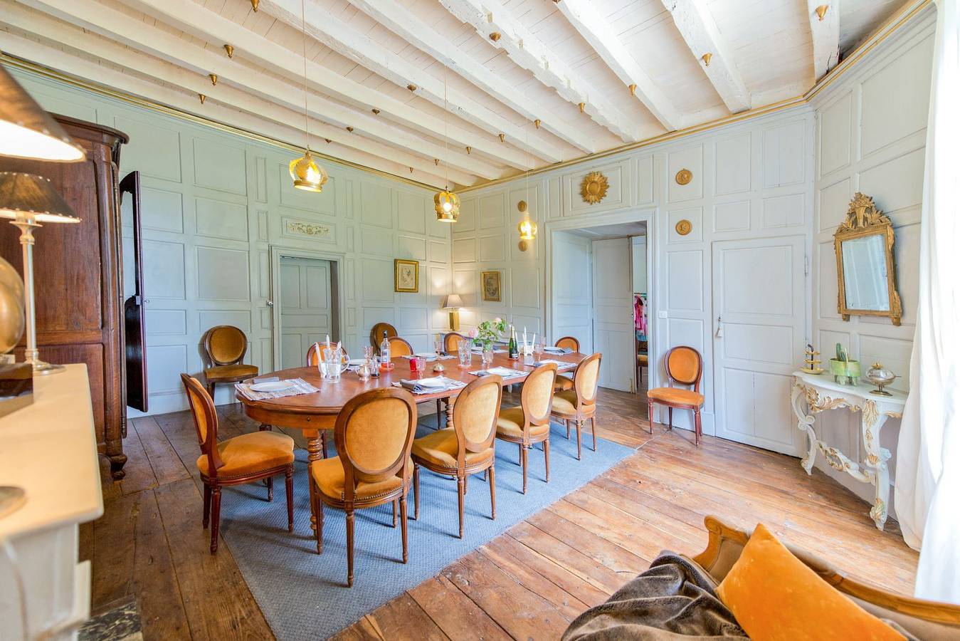 Château pour 15 personnes avec piscine in Sers (Charente), Charente
