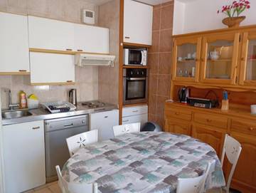 Gîte pour 5 personnes, avec vue et terrasse dans Thermes Luz Saint Sauveur