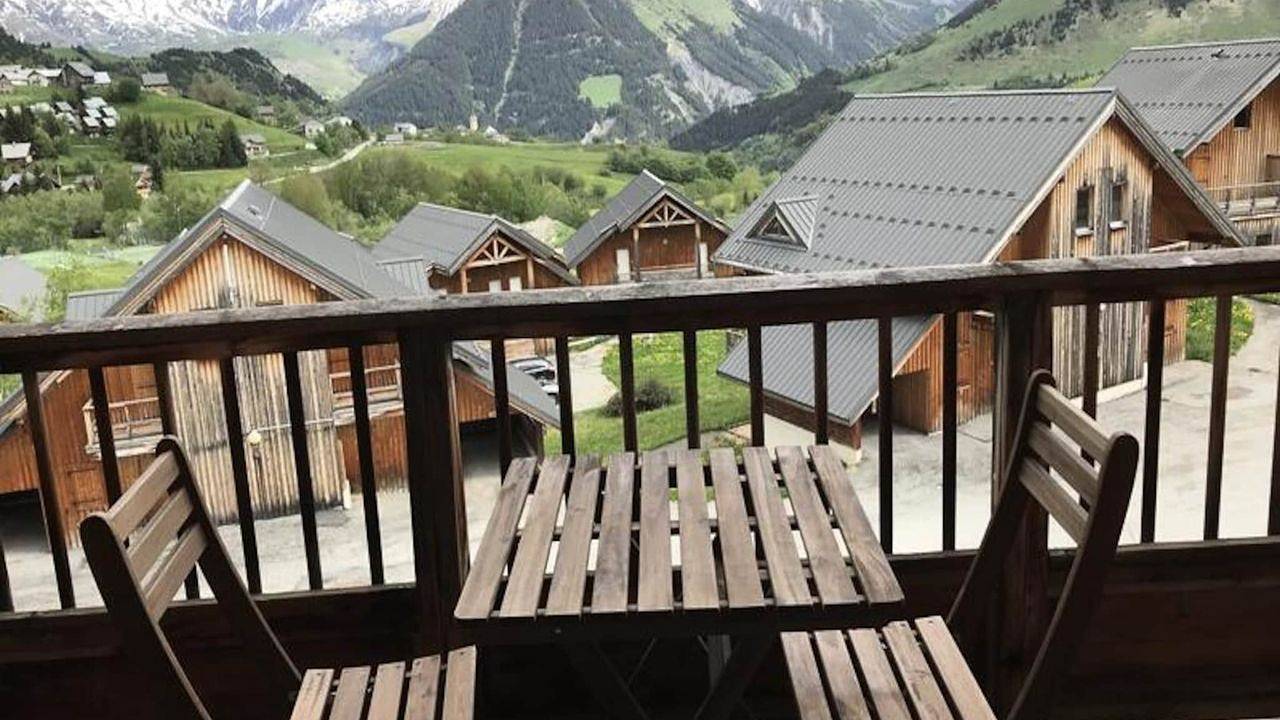 Entire holiday apartment, Ferienwohnung für 6 Personen (35 m²) in Saint-Jean in Saint-Jean-d'Arves, Saint-Jean-de-Maurienne region