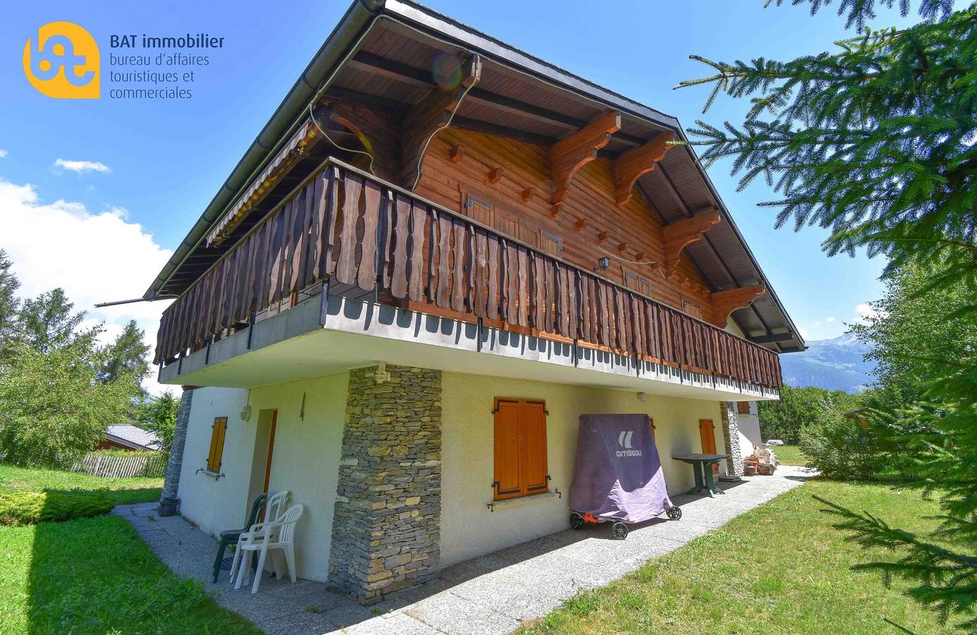 Baerih n° 25, nice chalet with a view of the Bernes Alps in Chalais (Suiza), Alpes del Valais