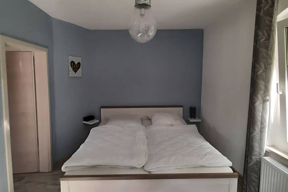 Ganze Wohnung, Komfort am See mit Garten in Burgk, Thüringer Schiefergebirge