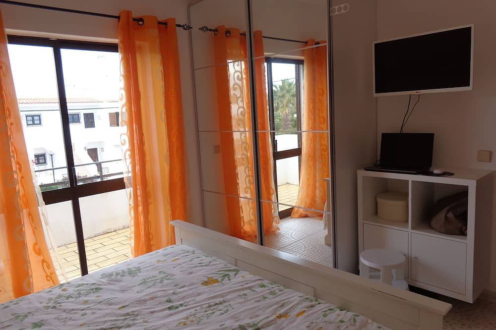 Geheel appartement, Appartement in villa, met uitzicht op zee op 100 meter. van het strand van Benagil in Benagil, Faro District