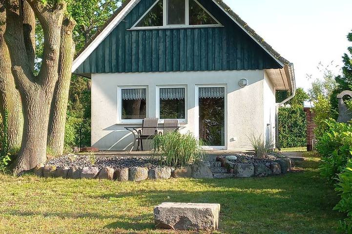 Ferienhaus für 4 Personen, mit Terrasse und Garten auf Fischland - Darß - Zingst