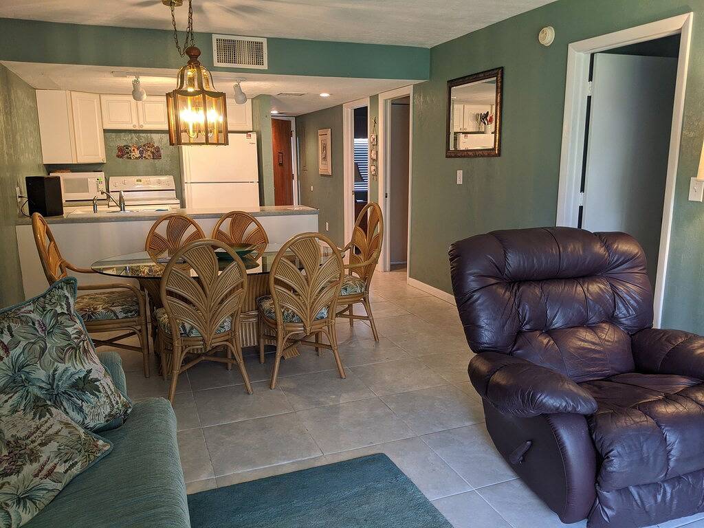 Ganze Wohnung, Bass & Fun Condominiums on Lake Okeechobee, 2 / 2 Condo. \n in Clewiston, Lake Okeechobee
