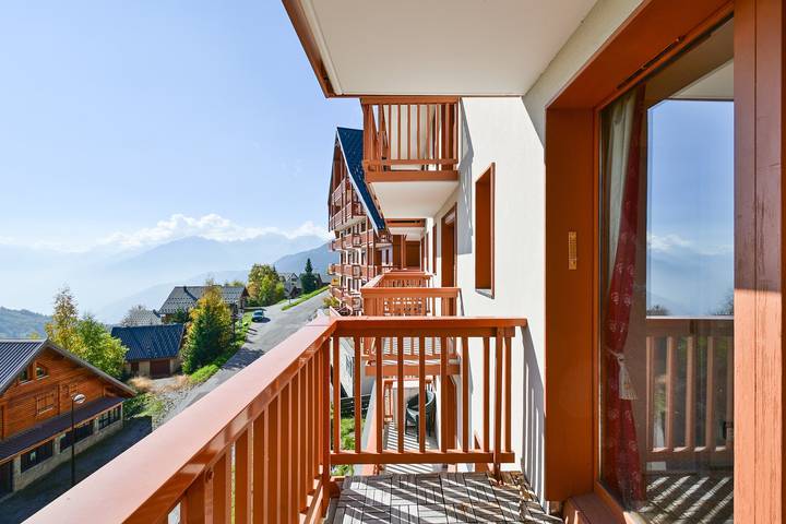 Gîte pour 6 personnes, avec balcon à Montgellafrey