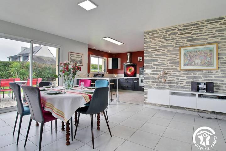Gîte pour 6 personnes, avec jardin et terrasse à Plouhinec (Morbihan) - 4